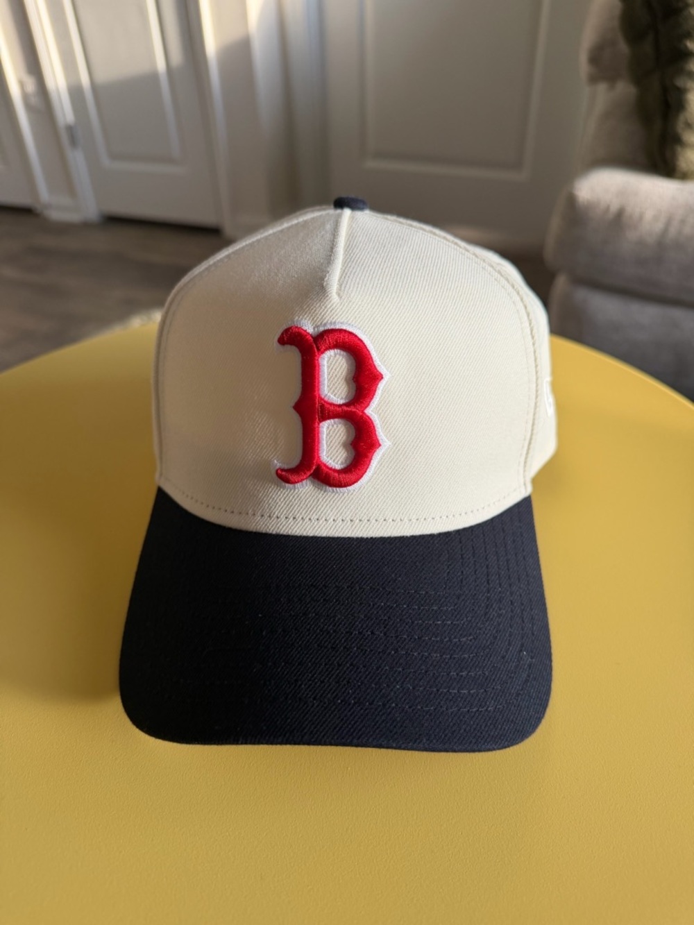 MLB World Series 07 Red Sox Two-Tone Baseball Cap - Cream & Navy